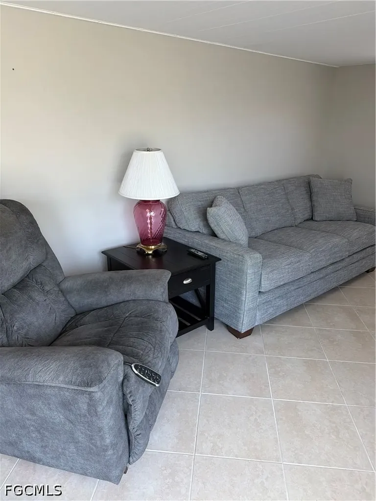 135 Chisholm Trail North Fort Myers FL 33917