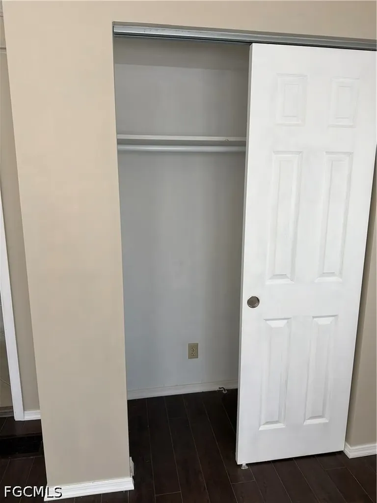 135 Chisholm Trail North Fort Myers FL 33917