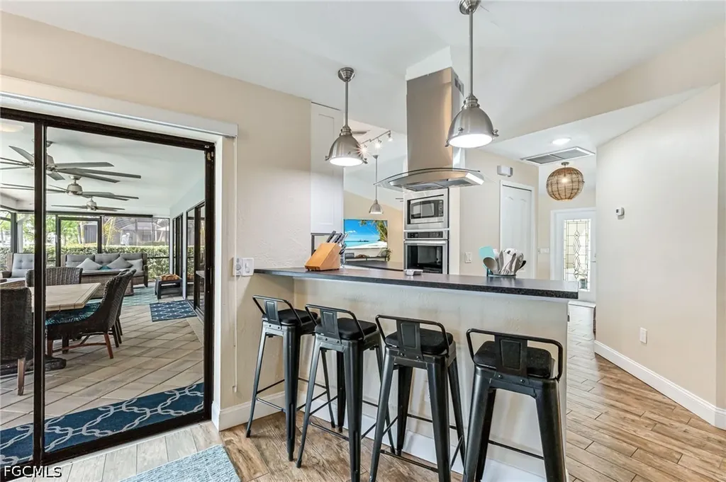 5630 Riverside Drive Cape Coral FL 33904