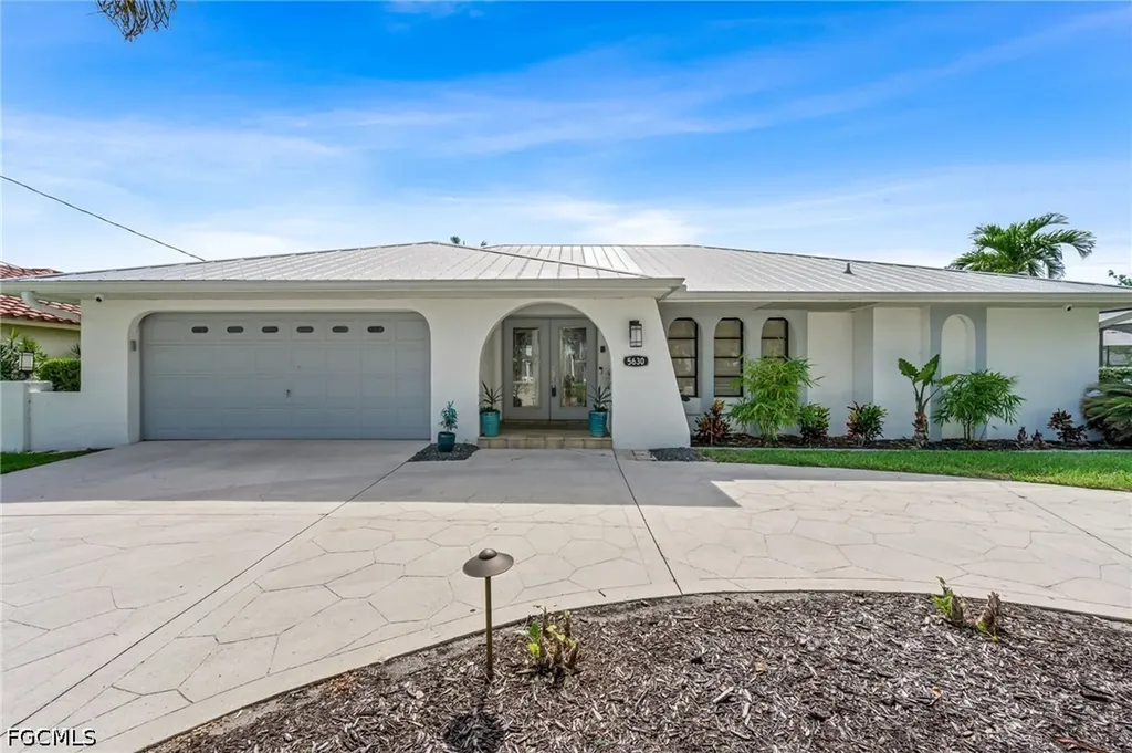 5630 Riverside Drive Cape Coral FL 33904