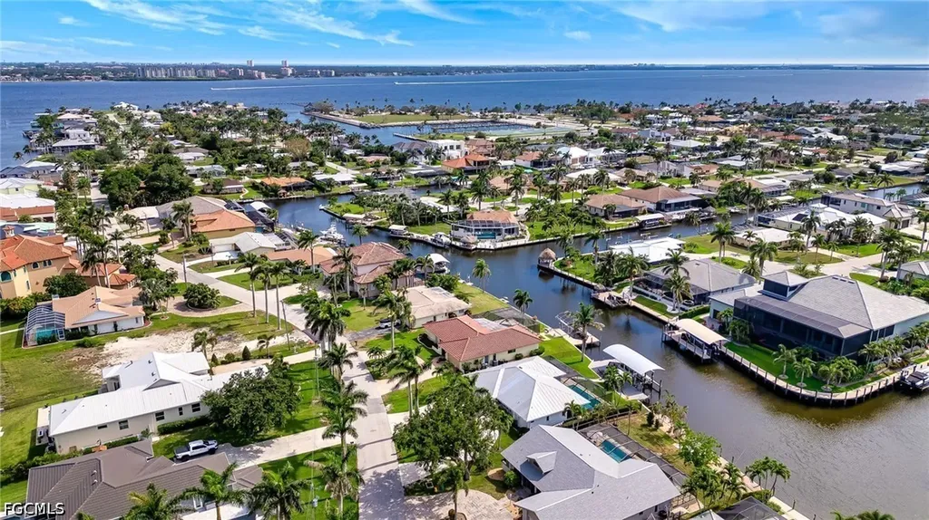 5630 Riverside Drive Cape Coral FL 33904