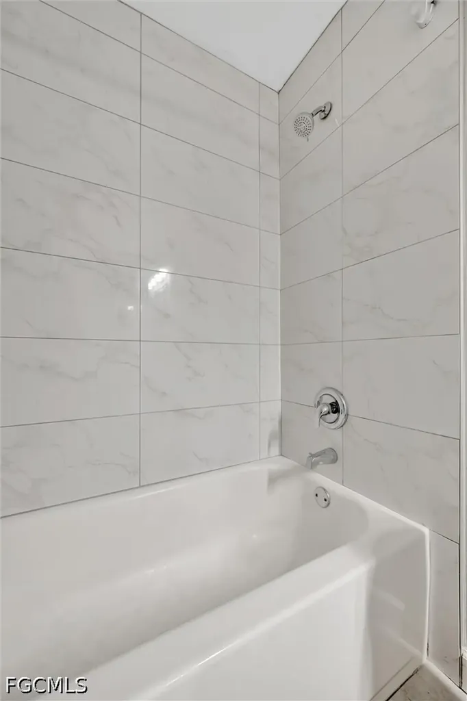 8110 S Woods Circle Fort Myers FL 33919
