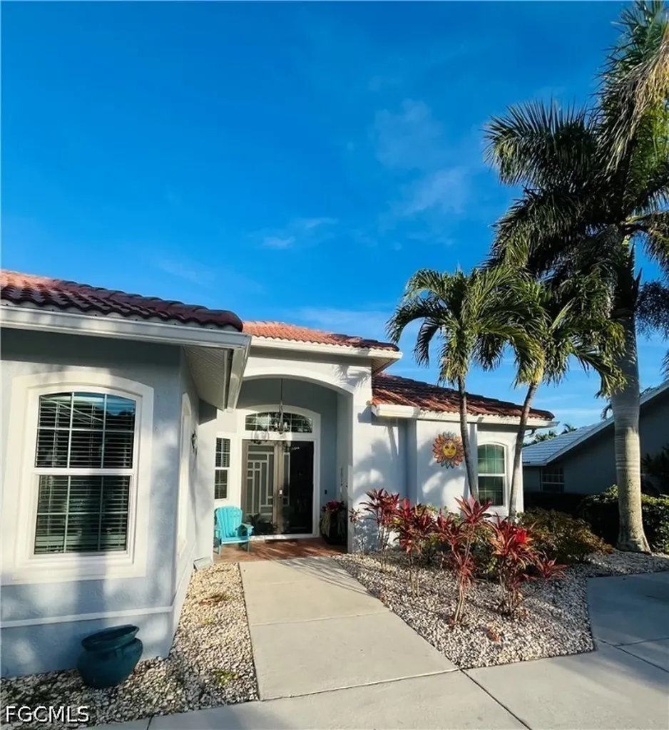 4311 SW 25th Place Cape Coral FL 33914