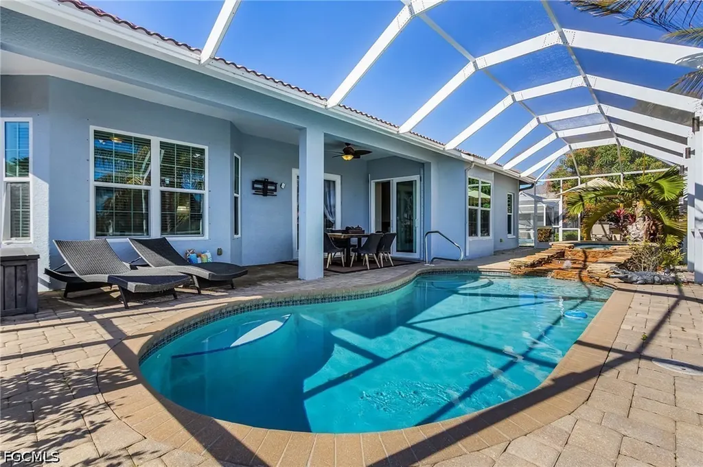 4311 SW 25th Place Cape Coral FL 33914