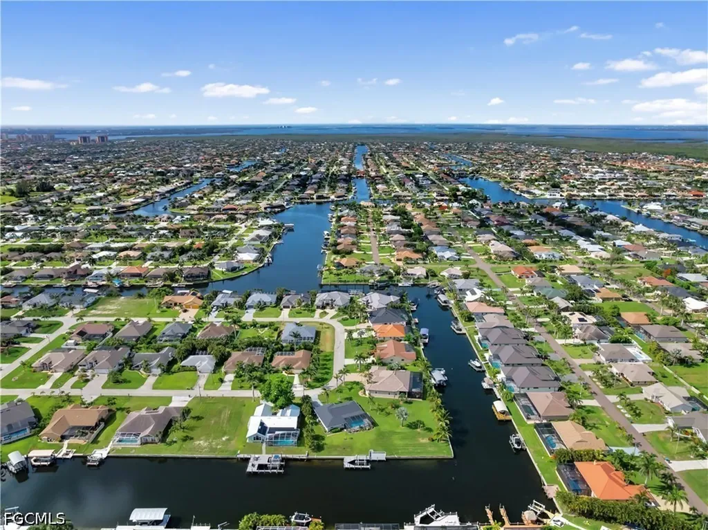 4311 SW 25th Place Cape Coral FL 33914