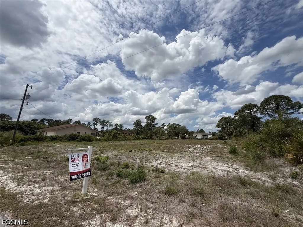 407 Wells Avenue Lehigh Acres FL 33972