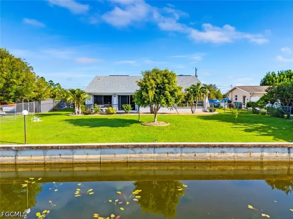 1010 NE 3rd Street Cape Coral FL 33909