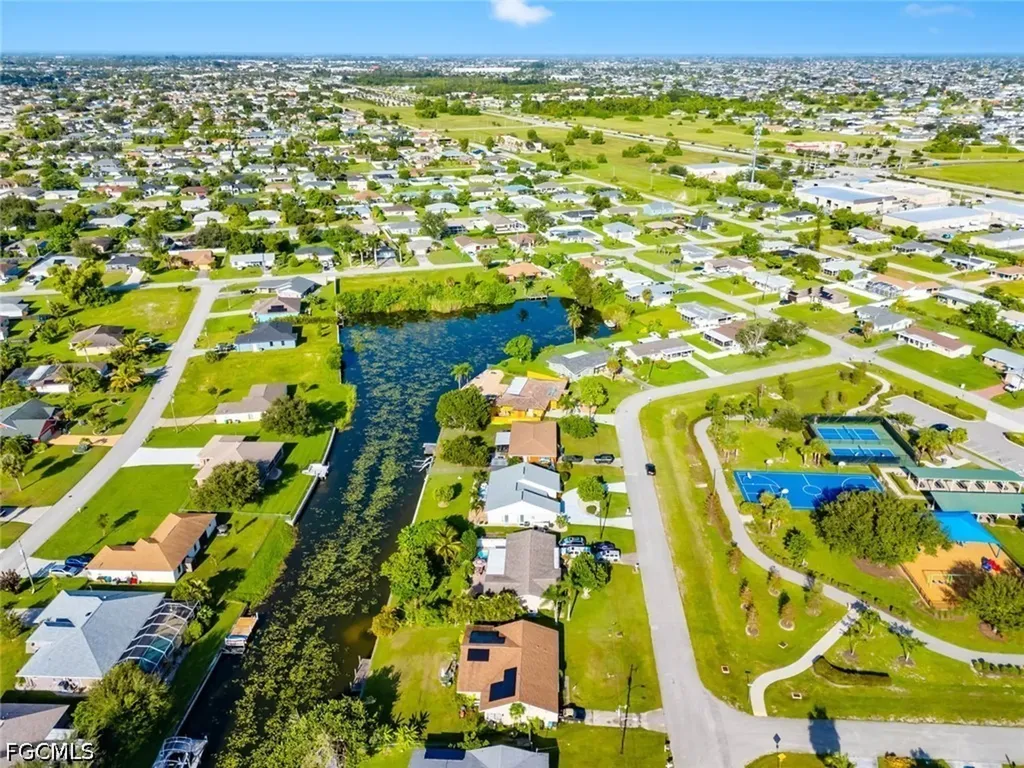 1010 NE 3rd Street Cape Coral FL 33909