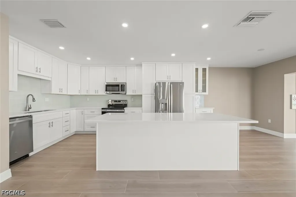 1341 Middle Gulf Drive Sanibel FL 33957