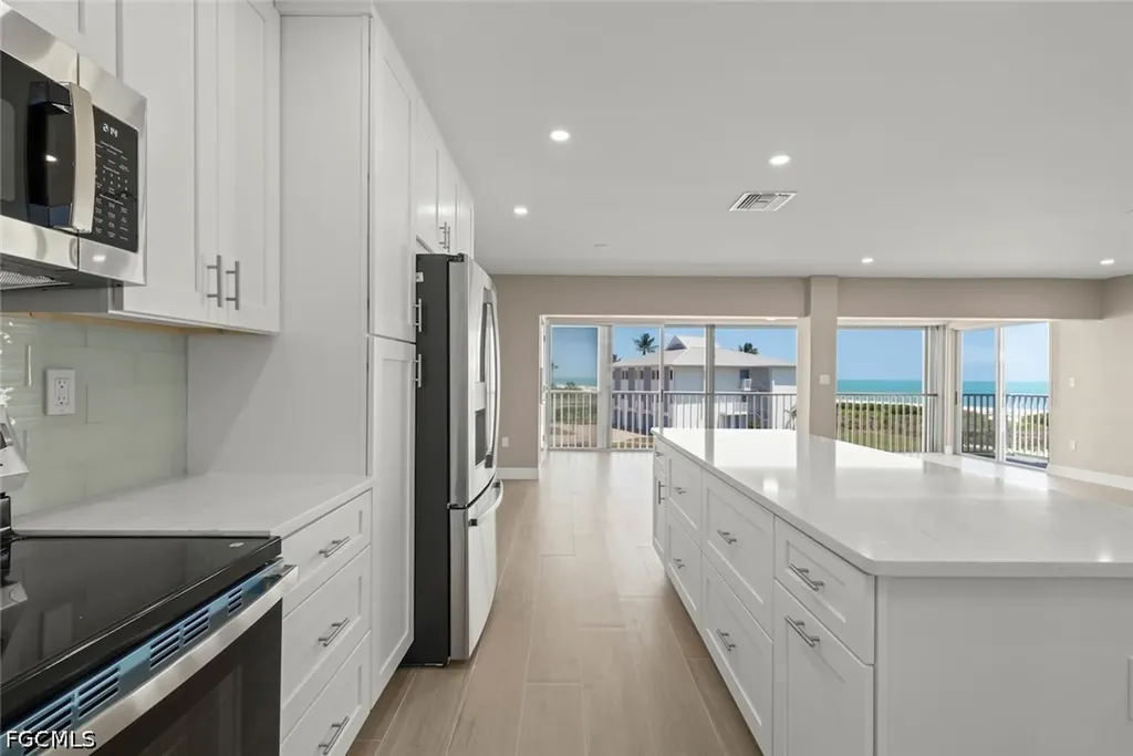 1341 Middle Gulf Drive Sanibel FL 33957