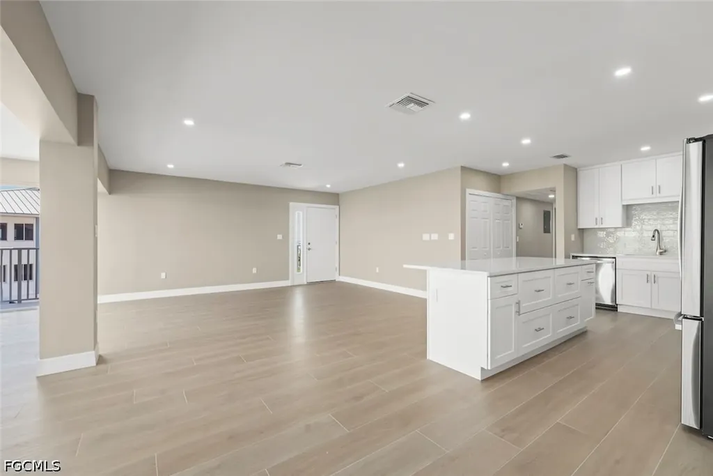 1341 Middle Gulf Drive Sanibel FL 33957