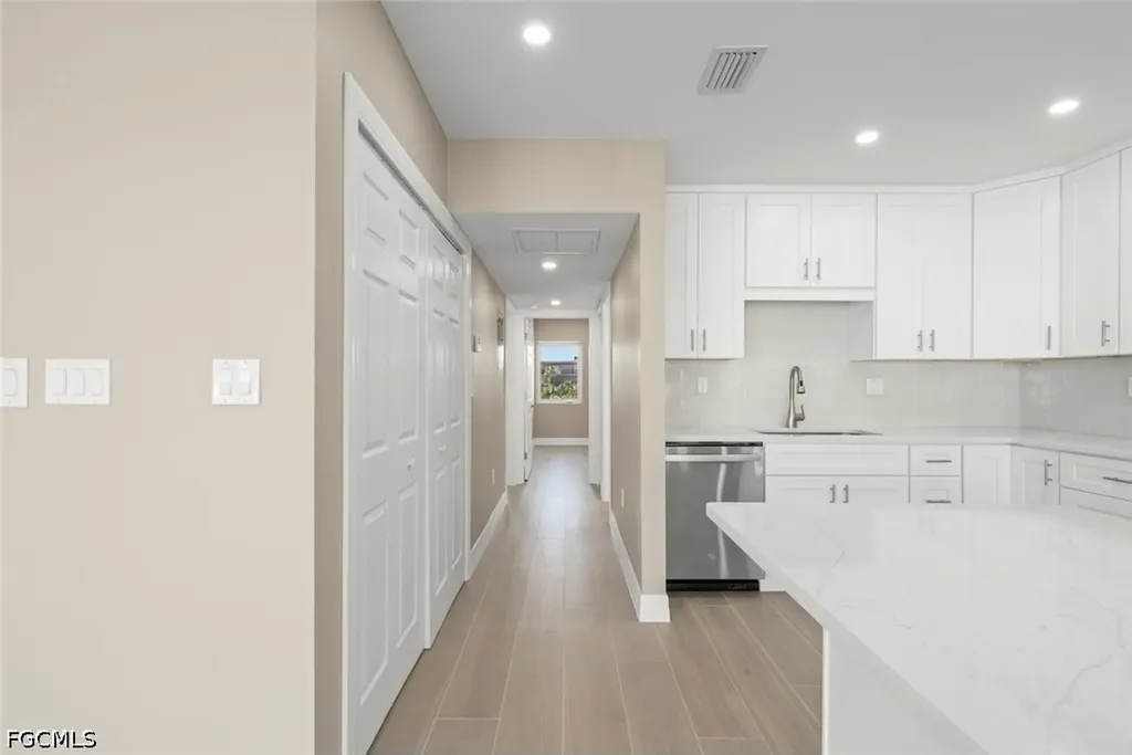 1341 Middle Gulf Drive Sanibel FL 33957
