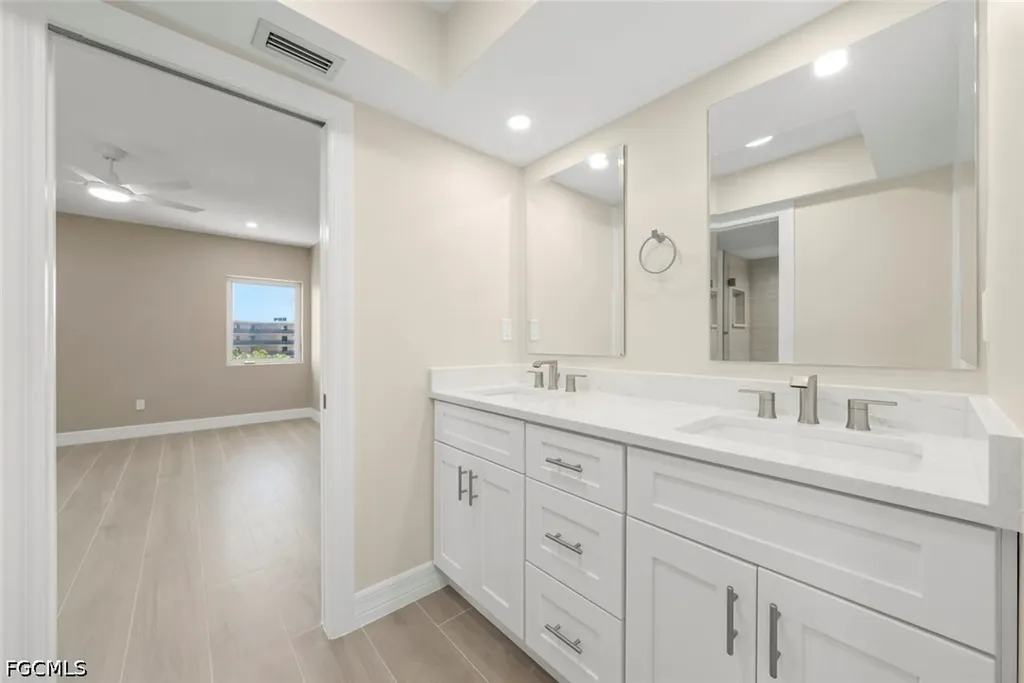 1341 Middle Gulf Drive Sanibel FL 33957