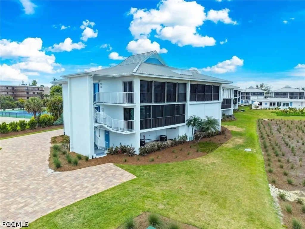 1341 Middle Gulf Drive Sanibel FL 33957