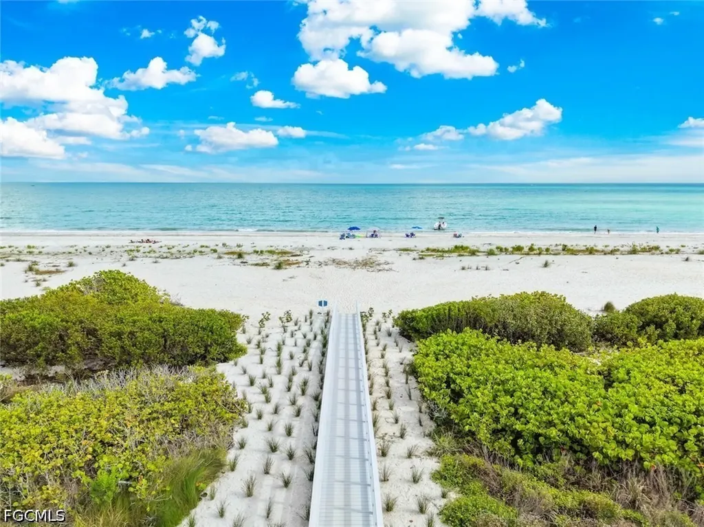 1341 Middle Gulf Drive Sanibel FL 33957