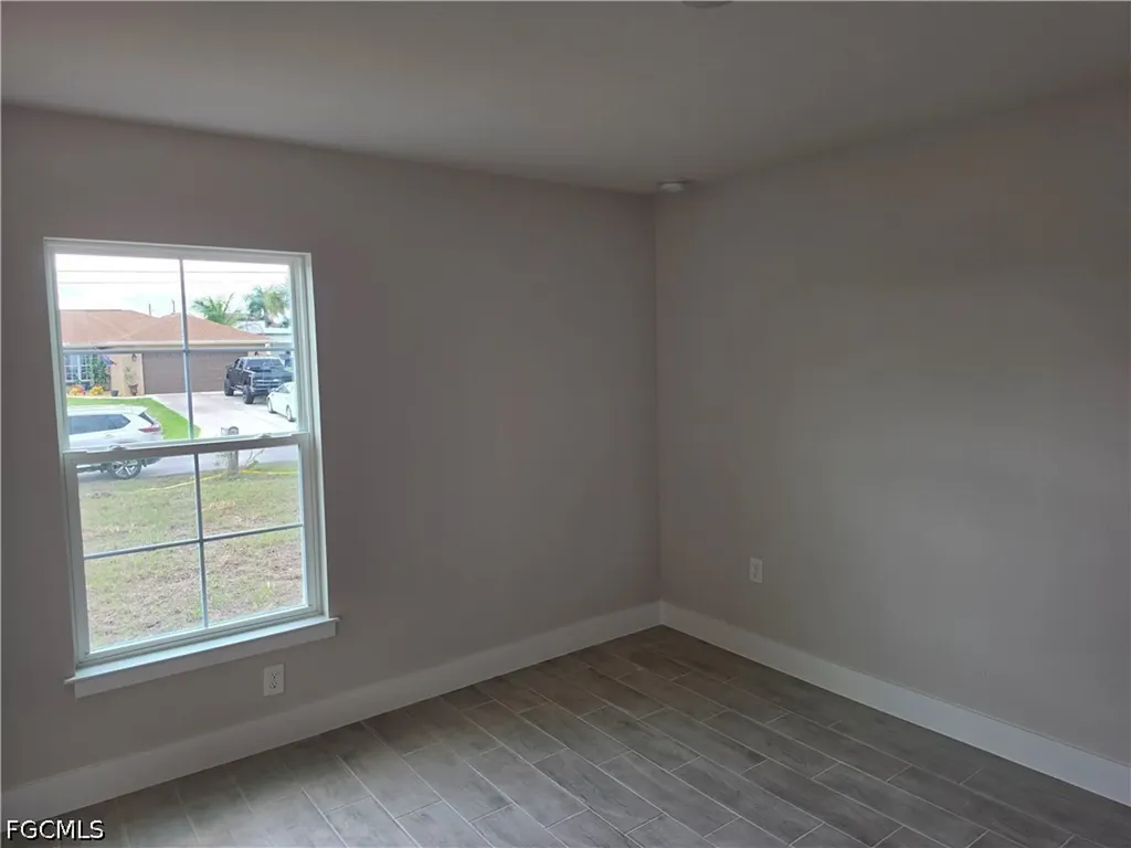 239 NW 25th Place Cape Coral FL 33993