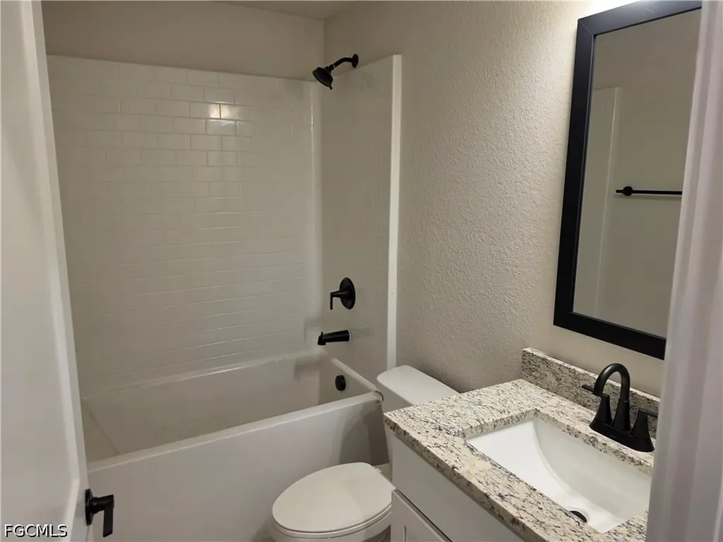 239 NW 25th Place Cape Coral FL 33993