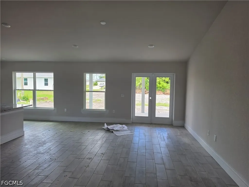 239 NW 25th Place Cape Coral FL 33993