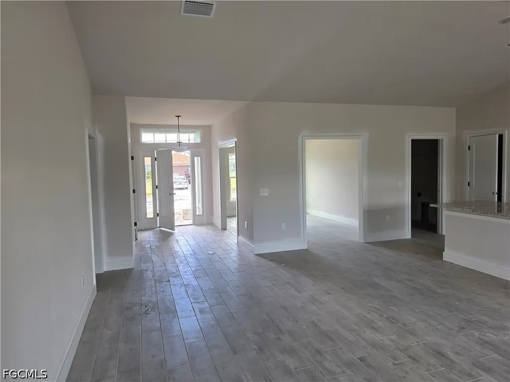 239 NW 25th Place Cape Coral FL 33993
