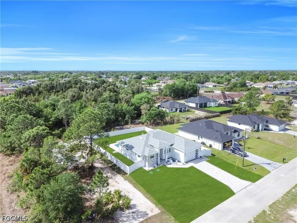 2703 34th Street SW Lehigh Acres FL 33976