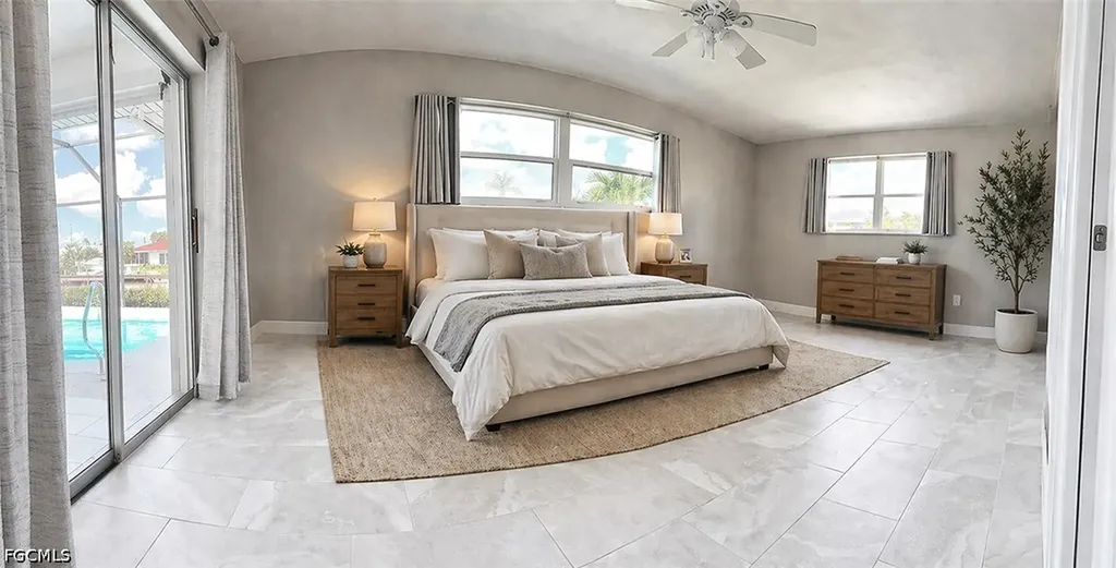 4520 SE 1st Place Cape Coral FL 33904