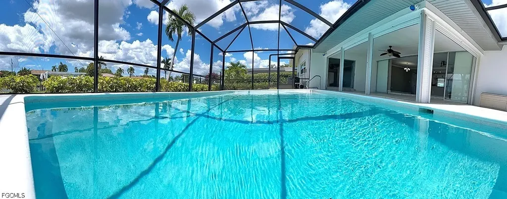 4520 SE 1st Place Cape Coral FL 33904