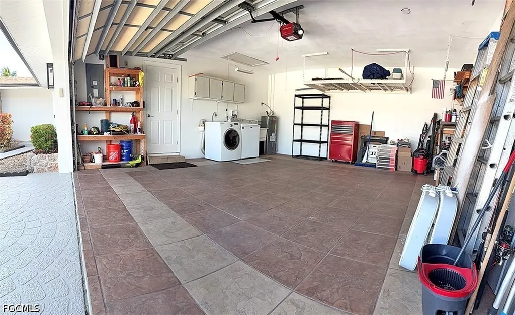4520 SE 1st Place Cape Coral FL 33904