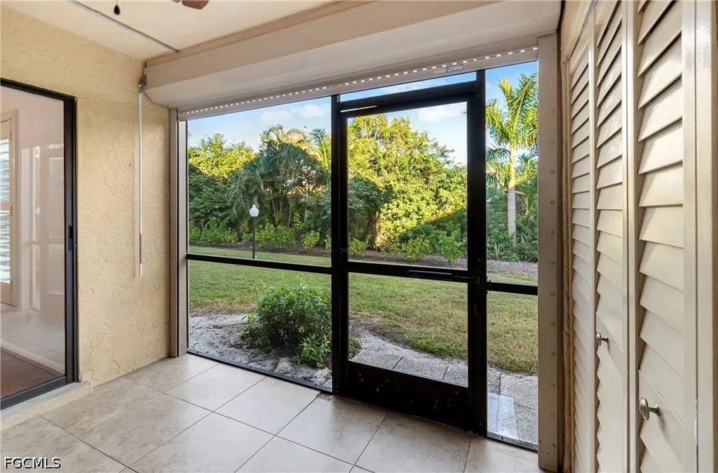 8302 Charter Club Circle Fort Myers FL 33919