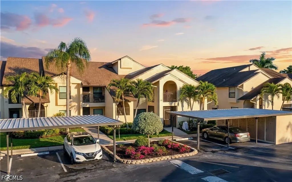 8302 Charter Club Circle Fort Myers FL 33919