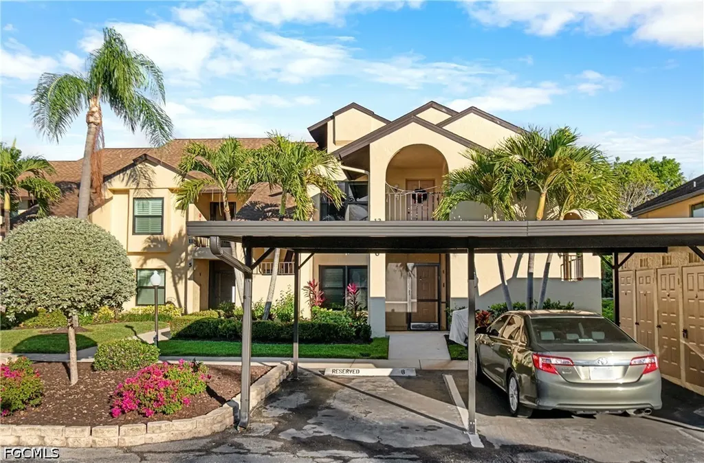 8302 Charter Club Circle Fort Myers FL 33919