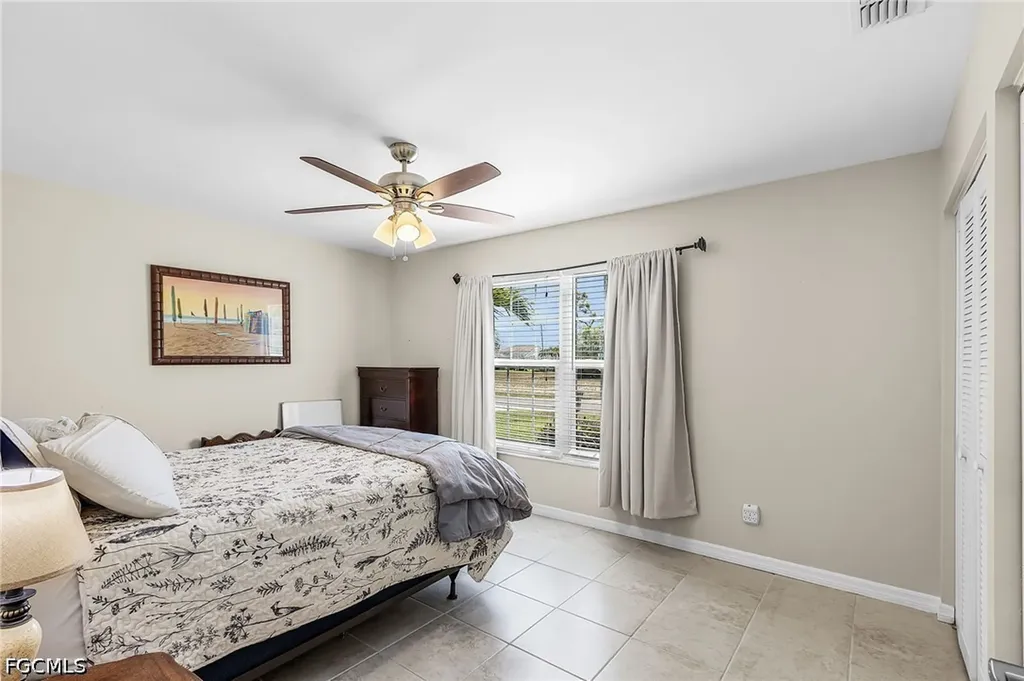 4302 SW 18th Place Cape Coral FL 33914
