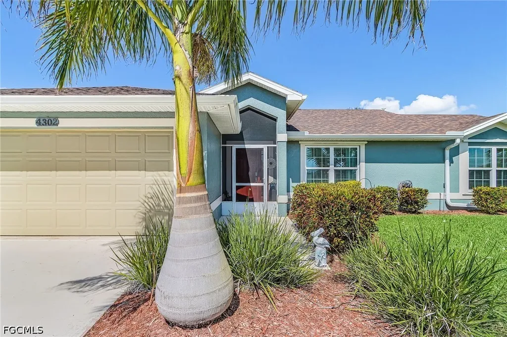 4302 SW 18th Place Cape Coral FL 33914