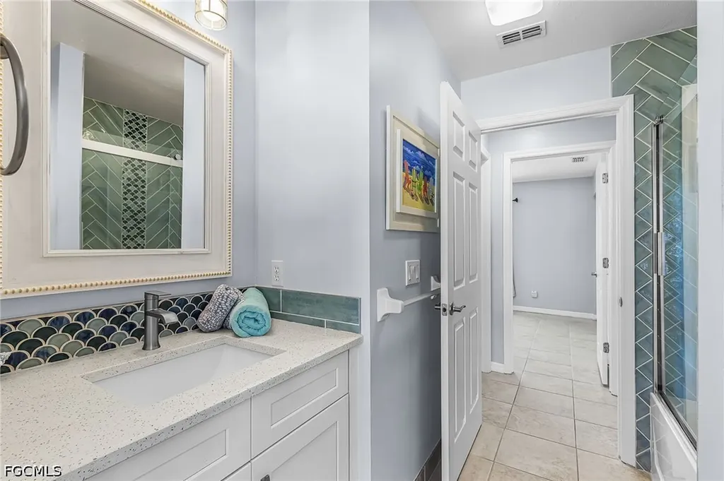 4302 SW 18th Place Cape Coral FL 33914