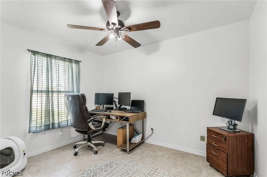 4302 SW 18th Place Cape Coral FL 33914