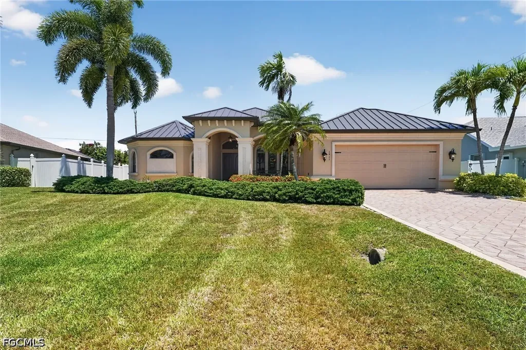 1911 SE 20th Street Cape Coral FL 33990