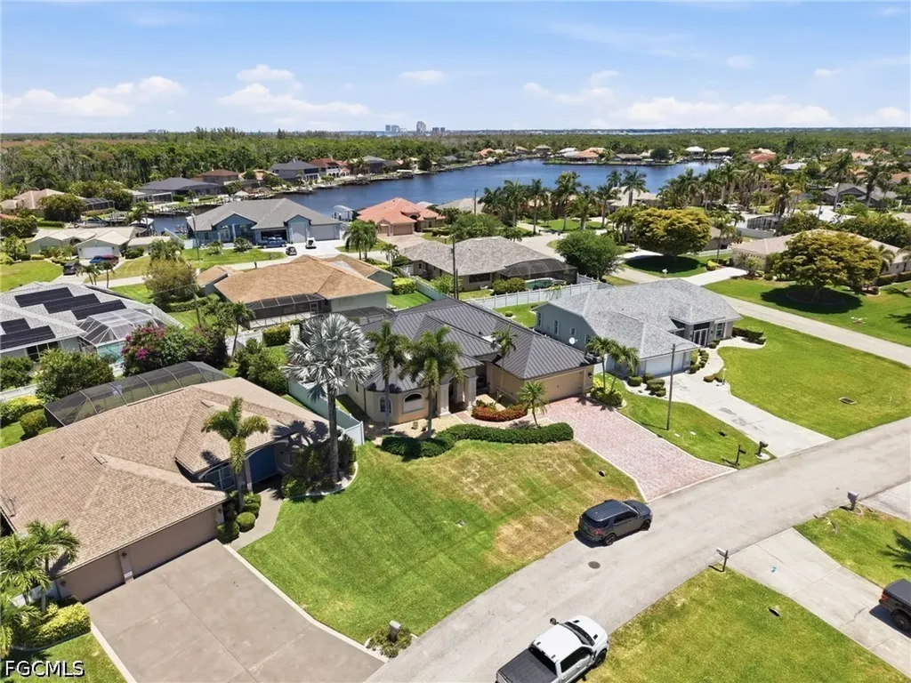 1911 SE 20th Street Cape Coral FL 33990