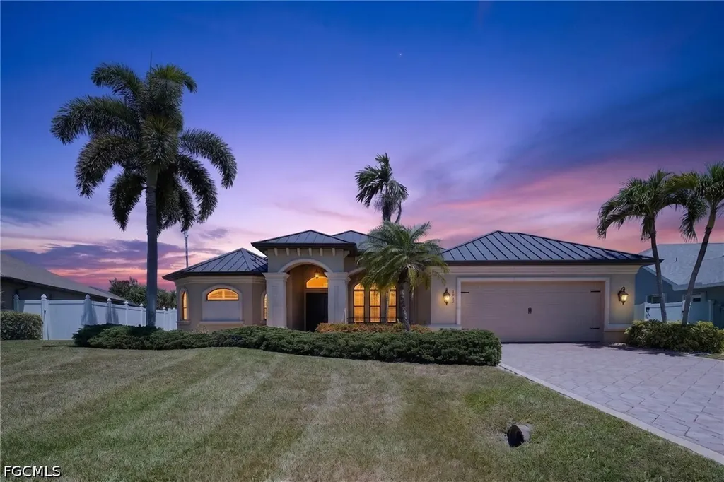 1911 SE 20th Street Cape Coral FL 33990