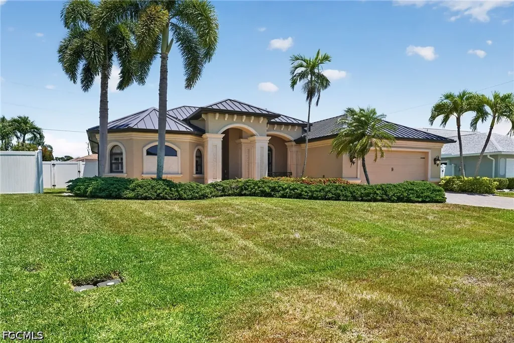 1911 SE 20th Street Cape Coral FL 33990