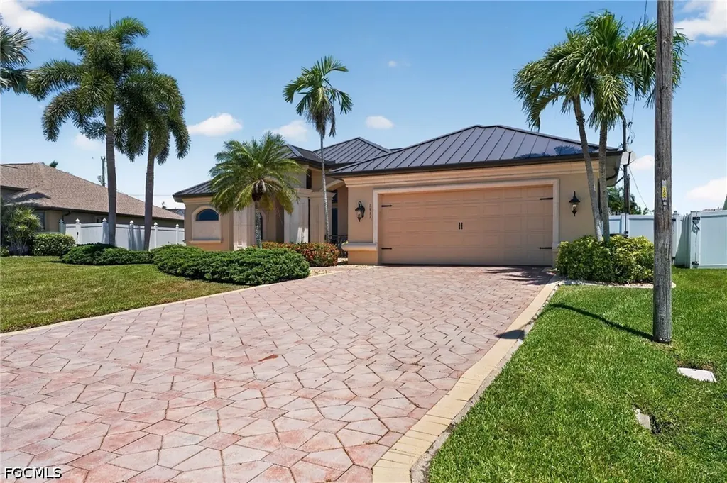 1911 SE 20th Street Cape Coral FL 33990
