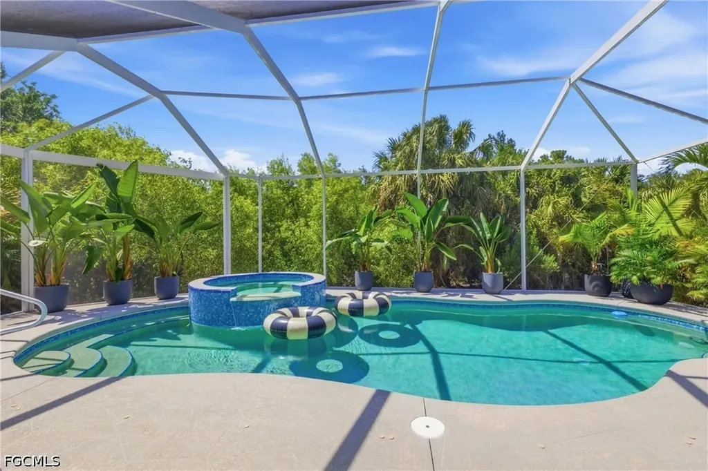 9341 Pittsburgh Boulevard Fort Myers FL 33967