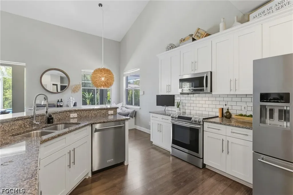 9341 Pittsburgh Boulevard Fort Myers FL 33967