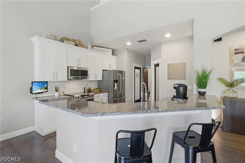 9341 Pittsburgh Boulevard Fort Myers FL 33967