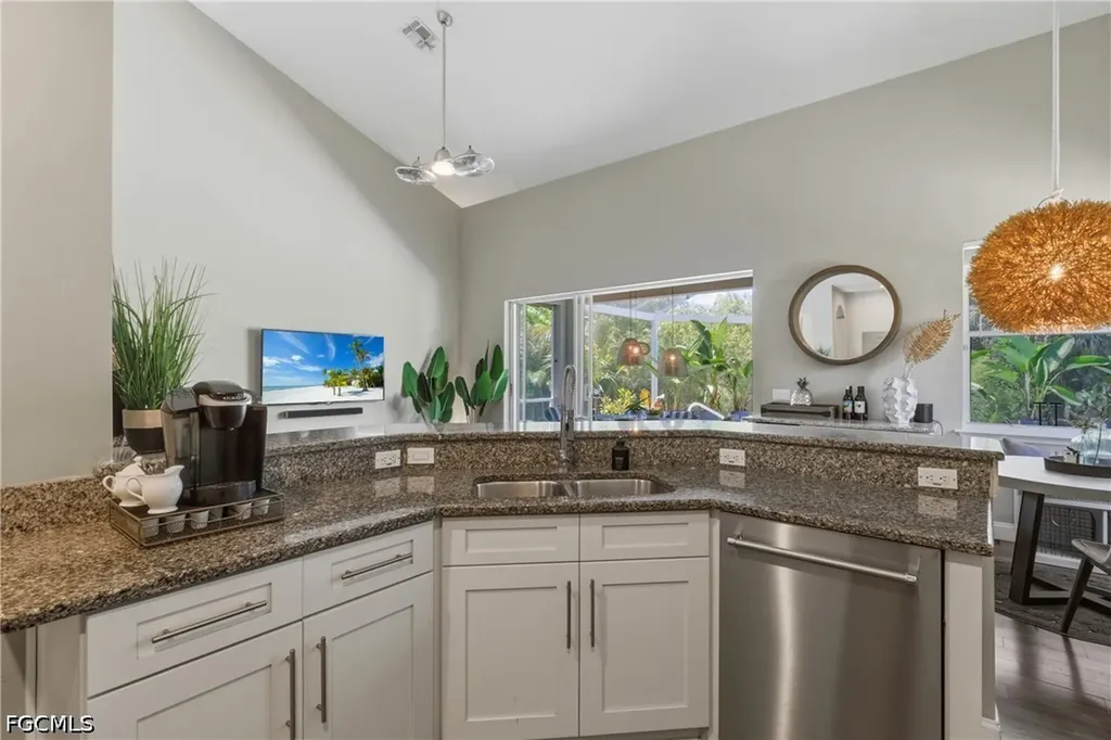 9341 Pittsburgh Boulevard Fort Myers FL 33967