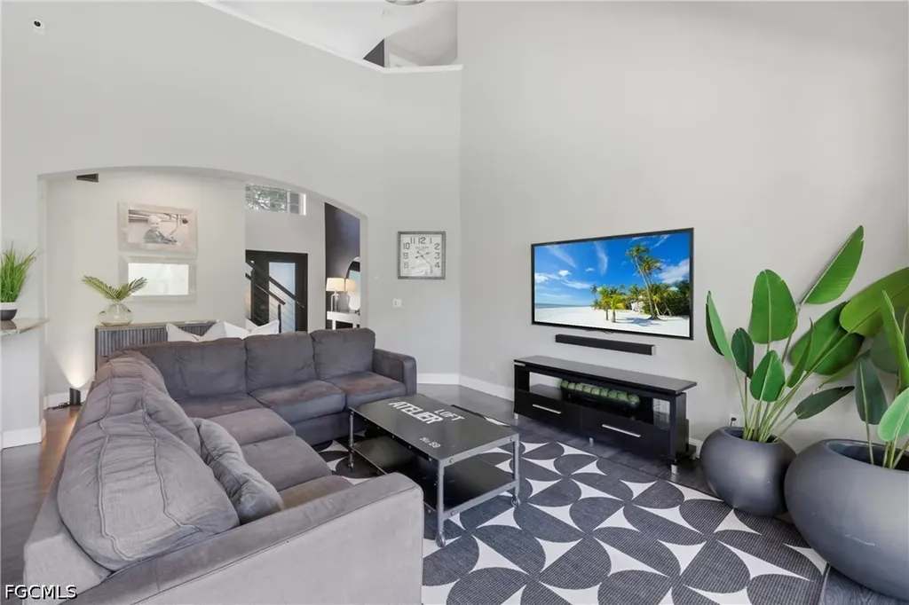 9341 Pittsburgh Boulevard Fort Myers FL 33967