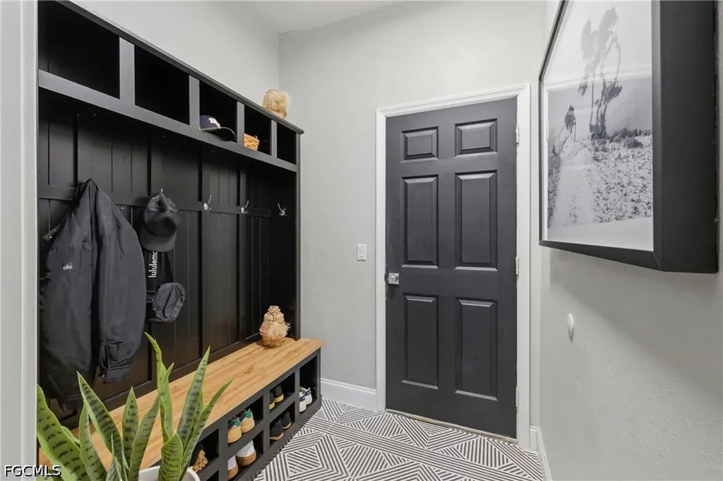 9341 Pittsburgh Boulevard Fort Myers FL 33967