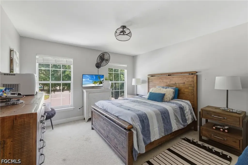 9341 Pittsburgh Boulevard Fort Myers FL 33967