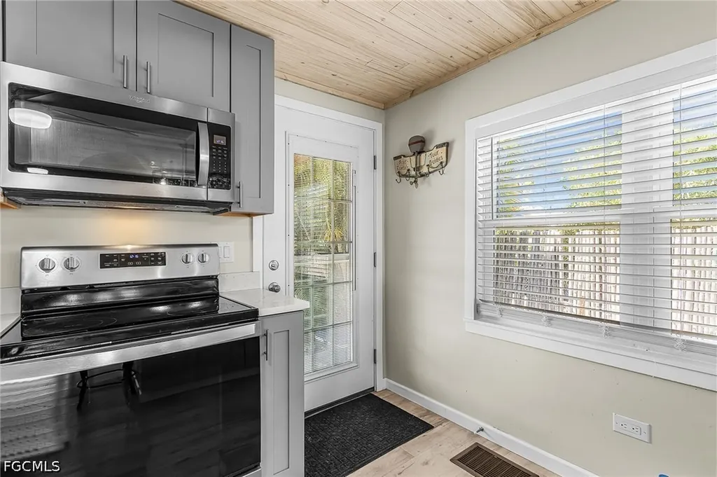 3954 Dewberry Lane St. James City FL 33956