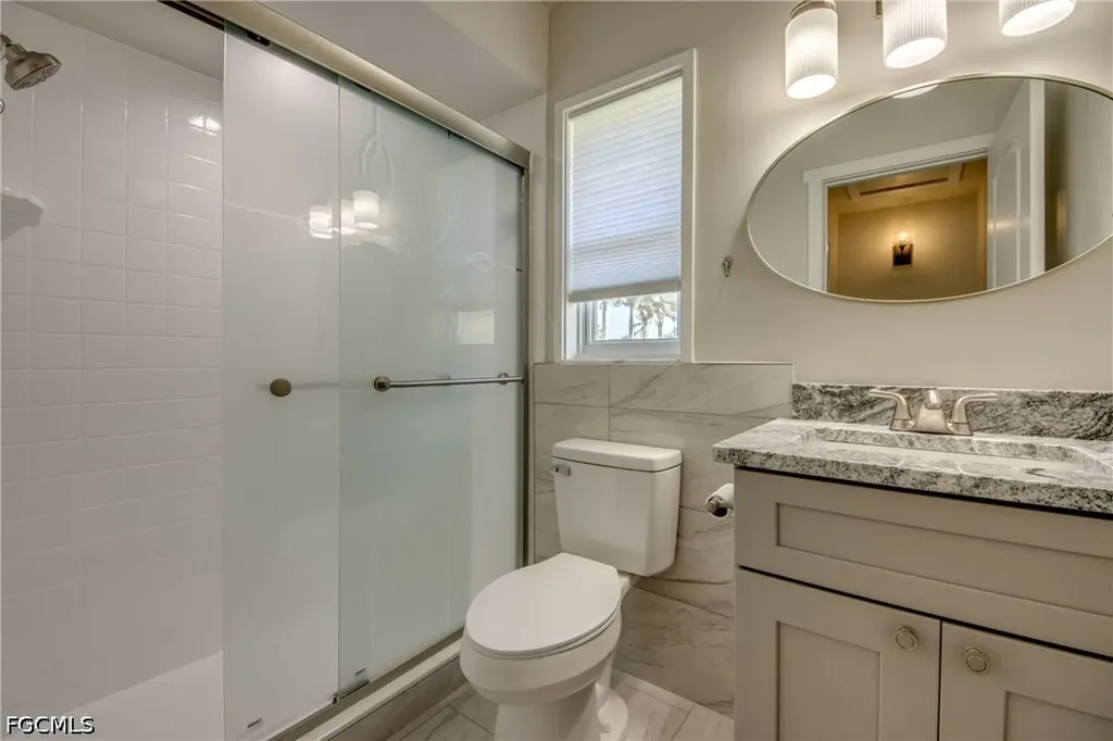 1216 SE 43rd Terrace Cape Coral FL 33904
