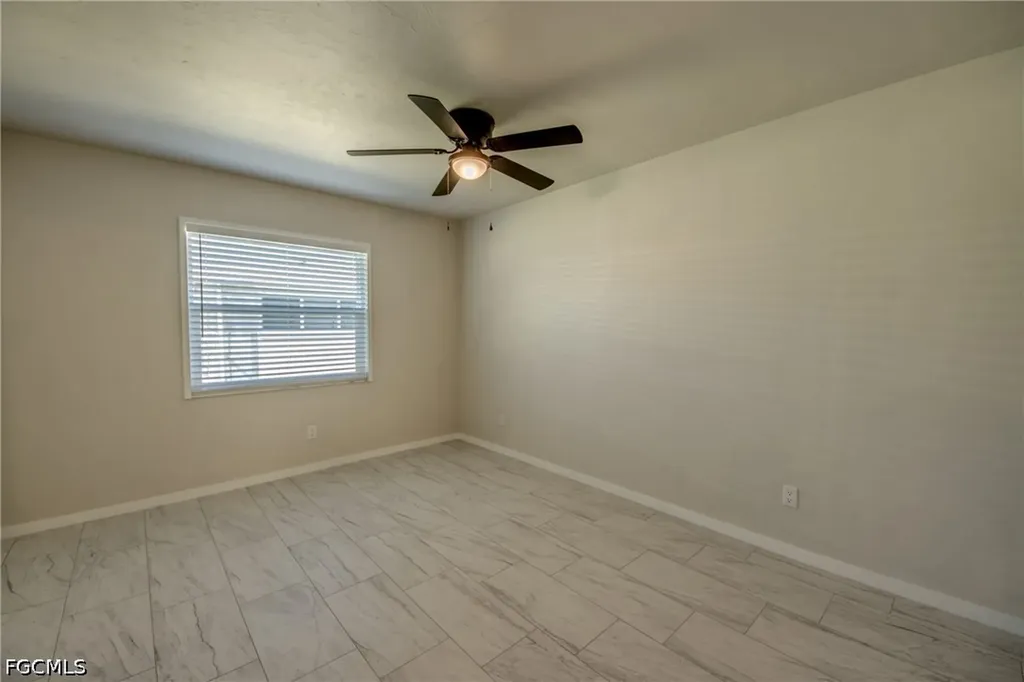 1216 SE 43rd Terrace Cape Coral FL 33904