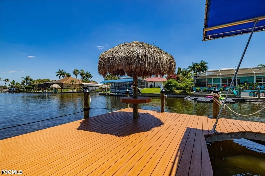 2534 SE 24th Place Cape Coral FL 33904